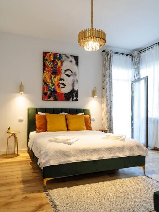 Le Bijou De Marilyn Bucareste Exterior foto